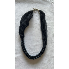 Kadın Kolye - İpek Kumaş ve Kristal Boncuk İşleme (KK-4801)